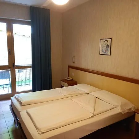Hotel Florida Limone sul Garda Extérieur photo