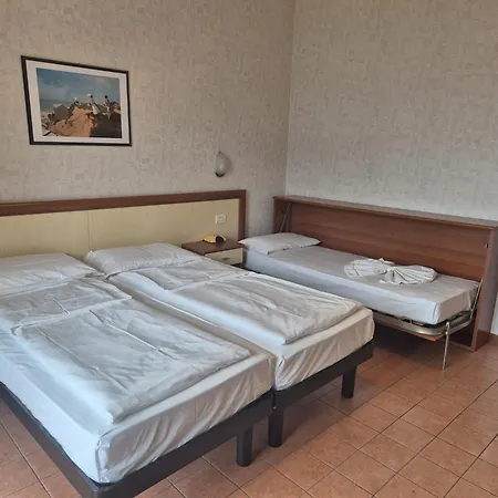 Hotel Florida Limone sul Garda Extérieur photo